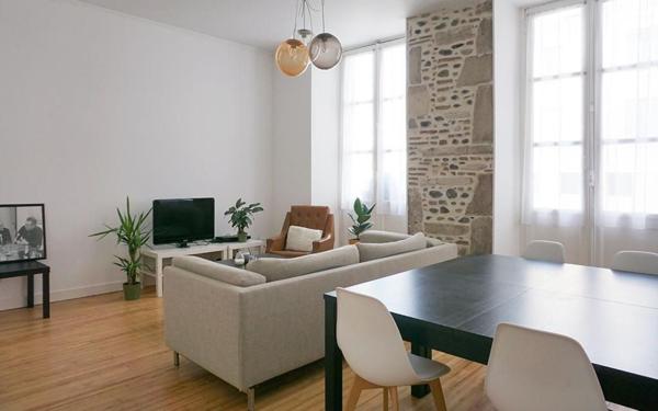 Appartement à vendre    3 pièces • 75 m2 Pau