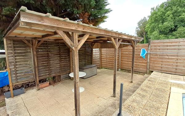 Maison à vendre    5 pièces •  Creysse