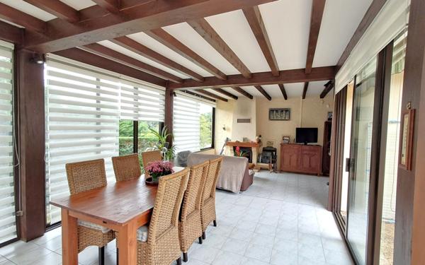 Maison à vendre    5 pièces •  Creysse