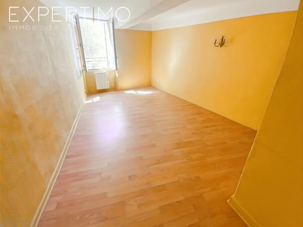 Apt (84400) Appartement T2 centre ville très calme SOUS OFFRE D'ACHAT