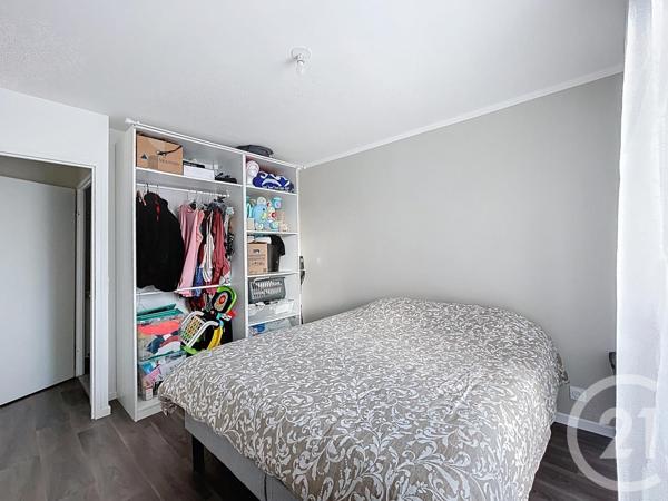 Appartement F3 à vendre  3 pièces - 60,95 m2 ST PIERRE DU PERRAY - 91