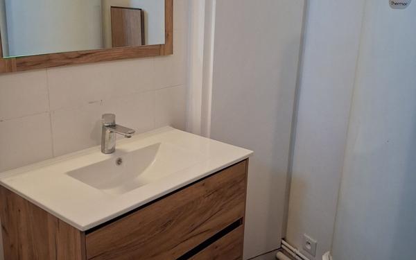 Appartement à louer    3 pièces •  Pont-l'Évêque