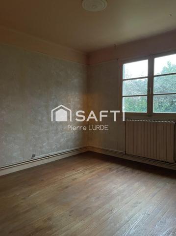 Maison de 7 pièces à rénover avec hangar agricole