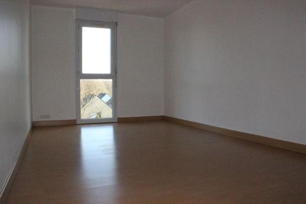 A louer un appartement t3 duplex à Quimper-Braden.