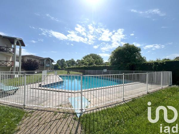 Appartement 1 pièce de 31 m² à Saint-Pierre-du-Mont (40280)