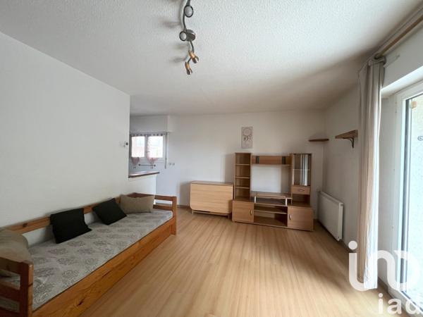 Appartement 1 pièce de 31 m² à Saint-Pierre-du-Mont (40280)