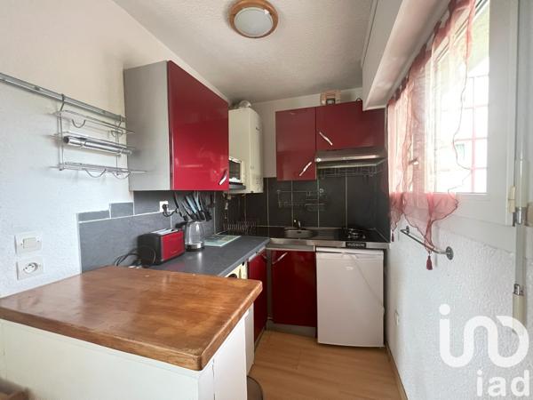 Appartement 1 pièce de 31 m² à Saint-Pierre-du-Mont (40280)