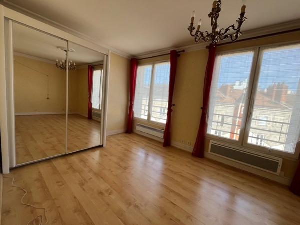 Appartement à vendre 9 000 € Limoges 1 pièce 26 m² DPE E