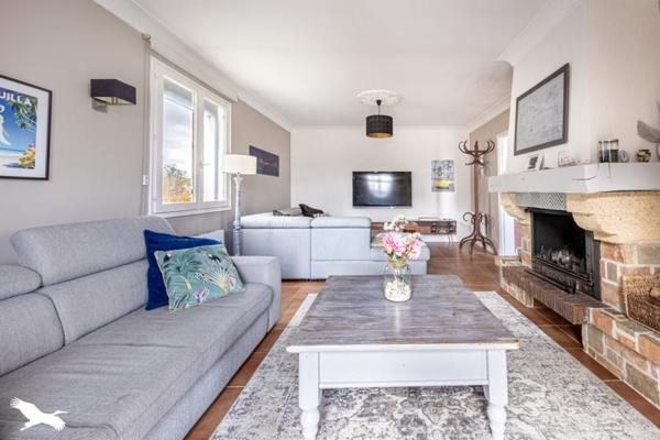 Maison à vendre 200 000 € Saint-Victurnien 5 p 130 m² DPE F