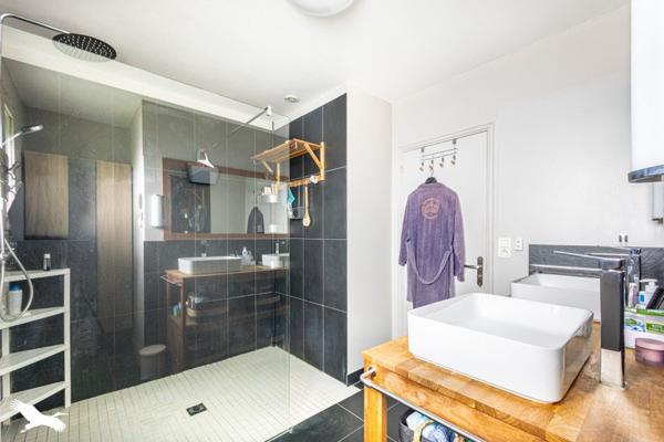Maison à vendre 200 000 € Saint-Victurnien 5 p 130 m² DPE F