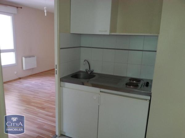 Appartement à louer 1 pièce 27.46m²