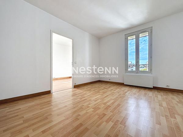 ISSY LES MOULINEAUX - QUARTIER SAINT ETIENNE - Appartement 2 pièces de 38,86 m² au dernier étage avec vue dégagée