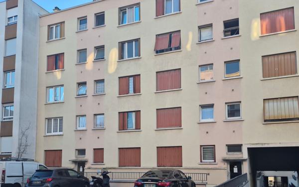 Appartement à vendre    2 pièces • 39,86 m2 Rosny-sous-Bois