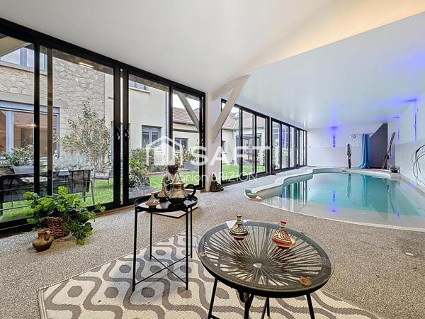 À VENDRE - MAISON DE TYPE 8 - PISCINE CHAUFFÉE - PROUILLY