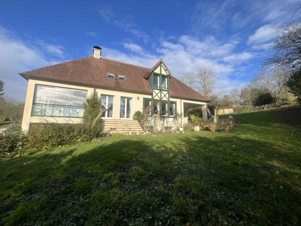 Gonneville-sur-Honfleur (14600) Maison familiale avec jardin à Gonneville-sur-Honfleur - 178 m² - 4 chambres - Sous-sol complet