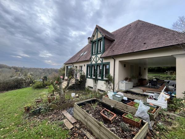 Gonneville-sur-Honfleur (14600) Maison familiale avec jardin à Gonneville-sur-Honfleur - 178 m² - 4 chambres - Sous-sol complet