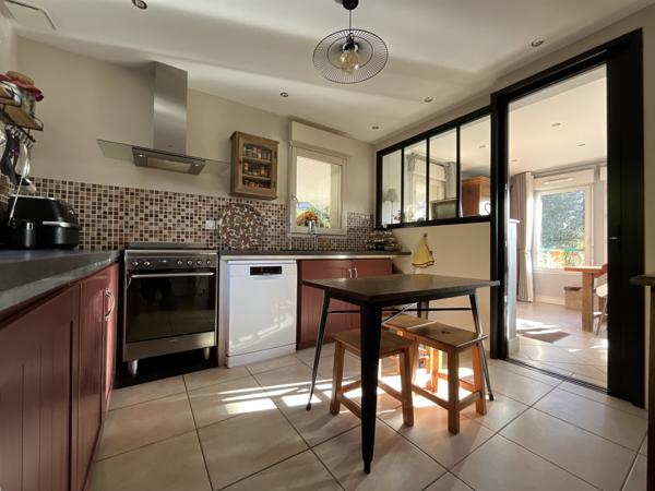 Gonneville-sur-Honfleur (14600) Maison familiale avec jardin à Gonneville-sur-Honfleur - 178 m² - 4 chambres - Sous-sol complet