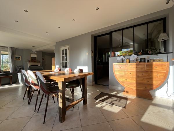 Gonneville-sur-Honfleur (14600) Maison familiale avec jardin à Gonneville-sur-Honfleur - 178 m² - 4 chambres - Sous-sol complet