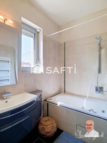 200 m², du calme, de beaux volumes : une combinaison rare!