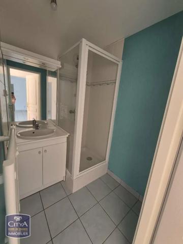 Appartement à louer 2 pièces 40.6m² Aire-sur-la-Lys (62120)