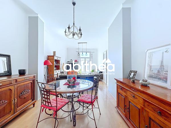 APPARTEMENT T4 - 119 m² - 3 CHAMBRES - BUREAU - 2 BALCONS - CAVE - CLIMATISATION - CENTRE-VILLE DE BÉZIERS