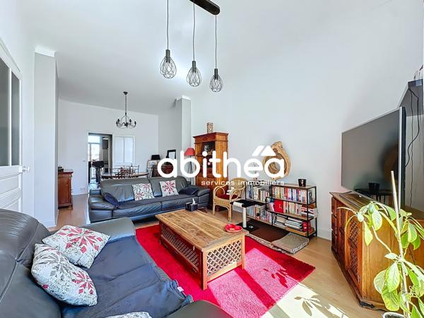 APPARTEMENT T4 - 119 m² - 3 CHAMBRES - BUREAU - 2 BALCONS - CAVE - CLIMATISATION - CENTRE-VILLE DE BÉZIERS