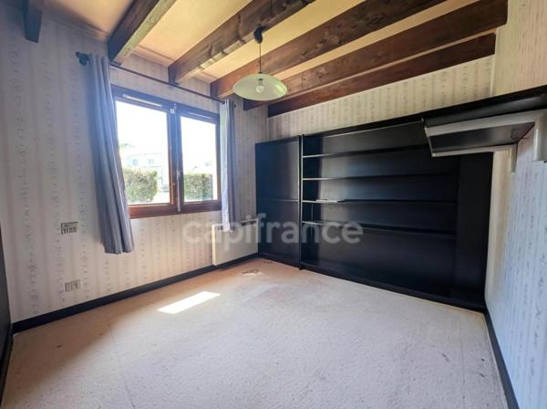 Maison à vendre 7 pièces LEOGNAN (33) - Garage - Piscine - 5 chambres - 2 SdB