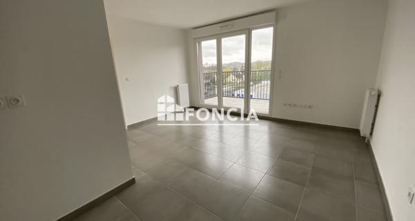 Location Appartement 2 pièces 39.83 m² - Nemours 77140