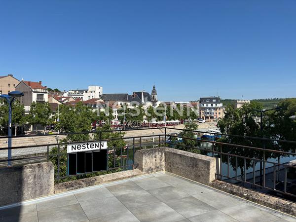 RARE À LA VENTE - MAISON - VUE MEUSE - TOIT TERRASSE - PARKING