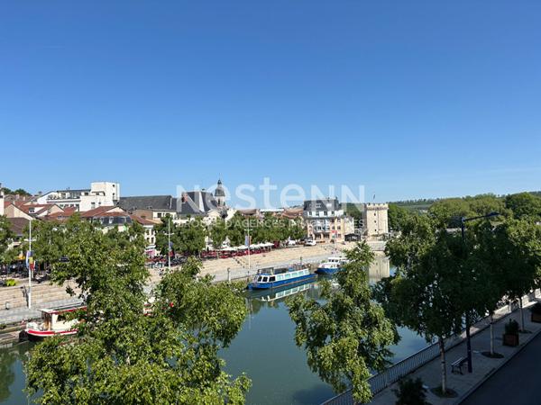 RARE À LA VENTE - MAISON - VUE MEUSE - TOIT TERRASSE - PARKING
