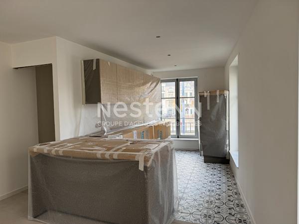 RARE À LA VENTE - MAISON - VUE MEUSE - TOIT TERRASSE - PARKING