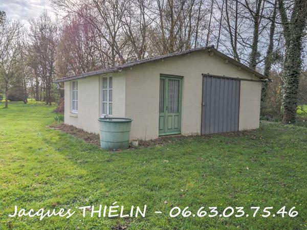 Au coeur de Longué-Jumelles volumes remarquables et parc arboré pour cette propriété d'exception