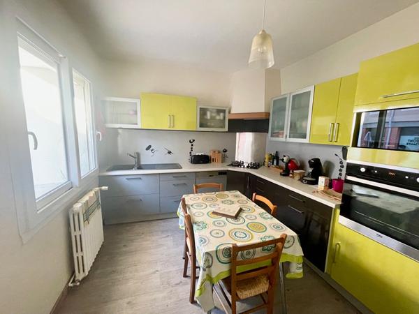 Maison L Isle Jourdain 5 pièce(s) 99 m avec garage