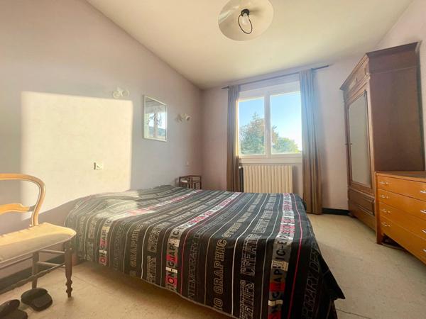 Maison L Isle Jourdain 5 pièce(s) 99 m avec garage