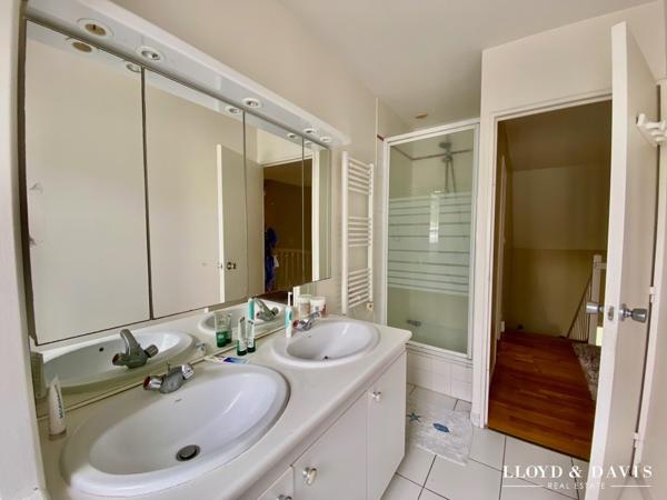 THOUARÉ-SUR-LOIRE — MAISON FAMILIALE DE 173 M² : CONFORT, CALME ET JARDIN SANS VIS-À-VIS
