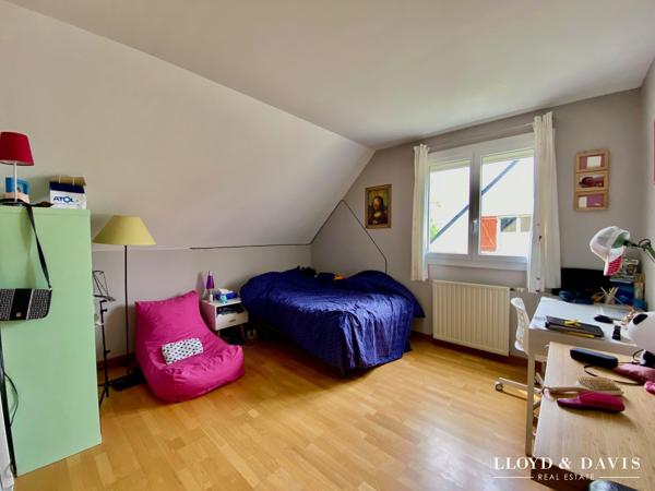 THOUARÉ-SUR-LOIRE — MAISON FAMILIALE DE 173 M² : CONFORT, CALME ET JARDIN SANS VIS-À-VIS
