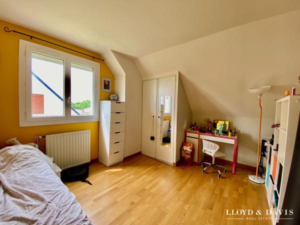 THOUARÉ-SUR-LOIRE — MAISON FAMILIALE DE 173 M² : CONFORT, CALME ET JARDIN SANS VIS-À-VIS