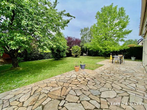 THOUARÉ-SUR-LOIRE — MAISON FAMILIALE DE 173 M² : CONFORT, CALME ET JARDIN SANS VIS-À-VIS