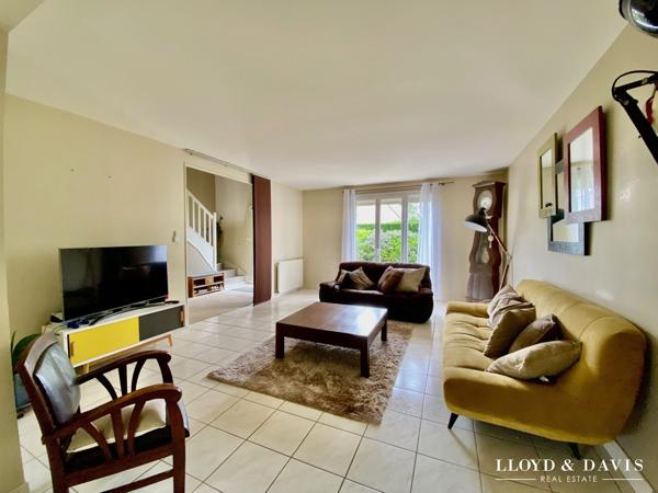 THOUARÉ-SUR-LOIRE — MAISON FAMILIALE DE 173 M² : CONFORT, CALME ET JARDIN SANS VIS-À-VIS
