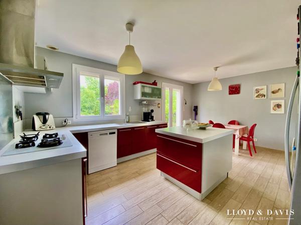 THOUARÉ-SUR-LOIRE — MAISON FAMILIALE DE 173 M² : CONFORT, CALME ET JARDIN SANS VIS-À-VIS