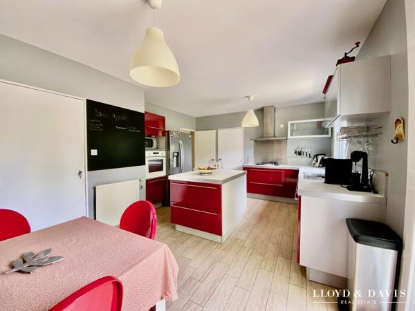 THOUARÉ-SUR-LOIRE — MAISON FAMILIALE DE 173 M² : CONFORT, CALME ET JARDIN SANS VIS-À-VIS