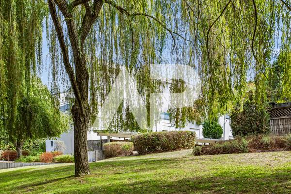 Sèvres Rive Gauche - Duplex avec terrasse 900 000 € **  - Référence  693-s