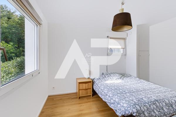 Sèvres Rive Gauche - Duplex avec terrasse 900 000 € **  - Référence  693-s