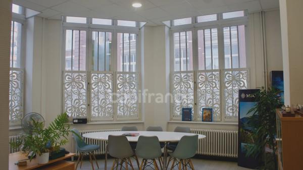 Local/bureau à vendre ROUBAIX (59) Quartier:gare, centre-ville 114,85m2 , 2 parkings, zone franche.