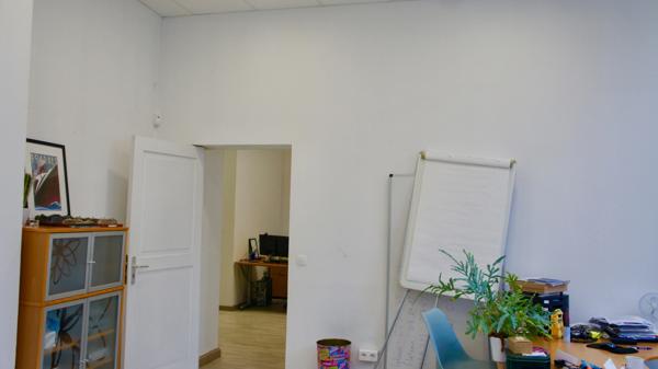 Local/bureau à vendre ROUBAIX (59) Quartier:gare, centre-ville 114,85m2 , 2 parkings, zone franche.