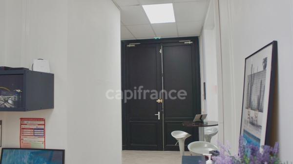Local/bureau à vendre ROUBAIX (59) Quartier:gare, centre-ville 114,85m2 , 2 parkings, zone franche.