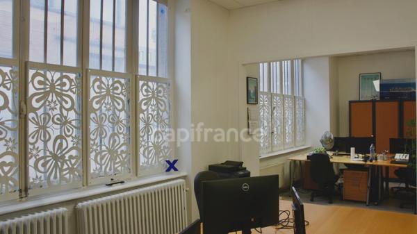 Local/bureau à vendre ROUBAIX (59) Quartier:gare, centre-ville 114,85m2 , 2 parkings, zone franche.