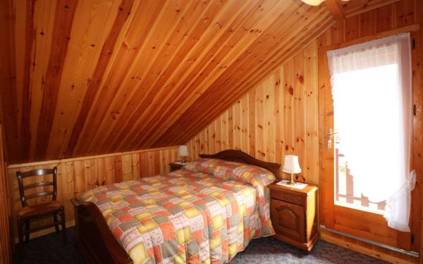 Maison à vendre    6 pièces • 131,59 m2 Saint-Sixt