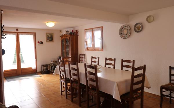 Maison à vendre    6 pièces • 131,59 m2 Saint-Sixt