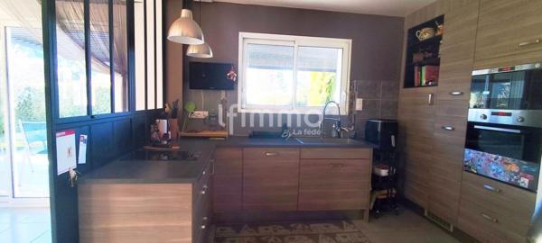 Villa 3 chambres 117 m² habitables, piscine et garage